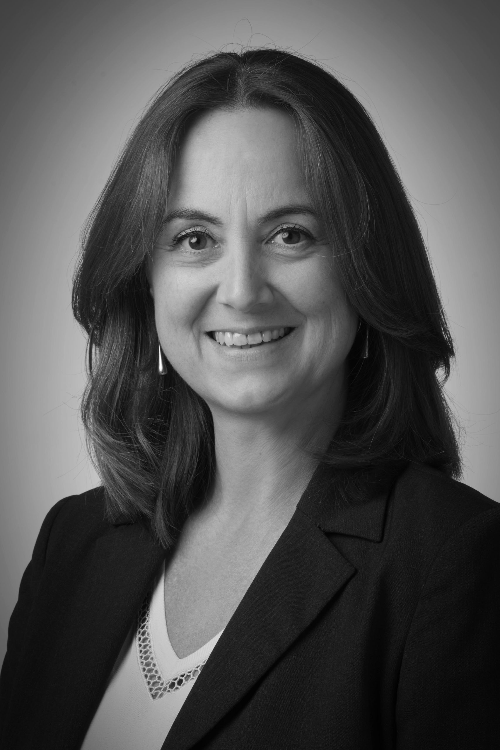 https://batenburg.eu/wp-content/uploads/2026/07/Nadine-Holman-2-zw-scaled.jpg